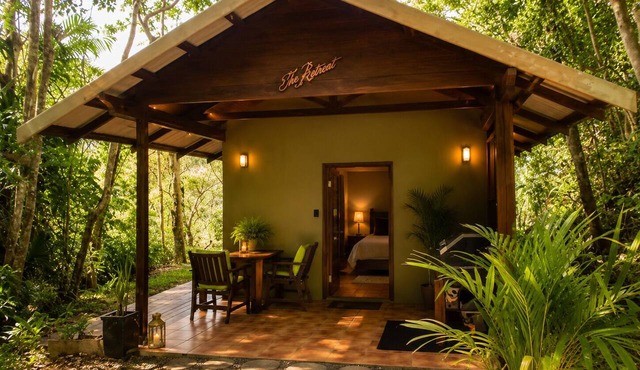 The Hut at Gunnadoo | Romantic Ocean View Rainforest Retreat in Rocky Point
