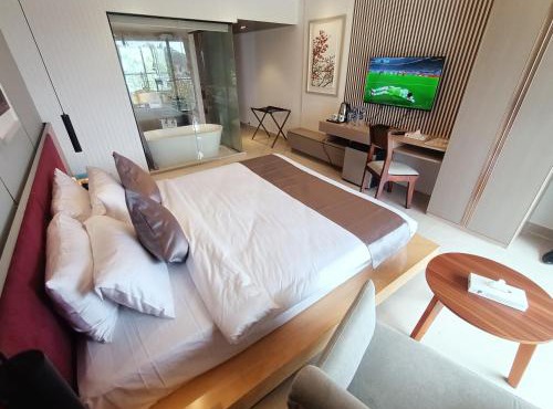 The Peace Palace Luxury Hotel and Restaurant