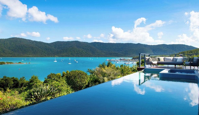 'The Point' Whitsunday Escape with Ocean Views in Shute Harbour