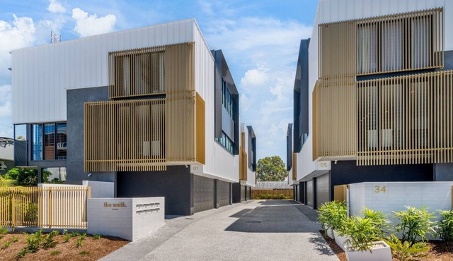 The Smith Luxurious brand new 3 bedroom townhouse by the beach in Mooloolaba