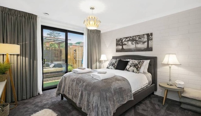 The Snug Premium 1BR Self Contained Apartment in Korumburra