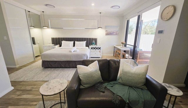 Tide & Time Studio- Busselton in Abbey