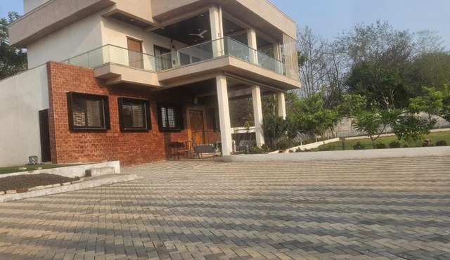 Tiwari Farmhouse - 3k per guest in Badlapur