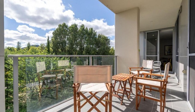 Tranquil 2BR APT - Glebe Park View - Hosted by CanStay in Canberra