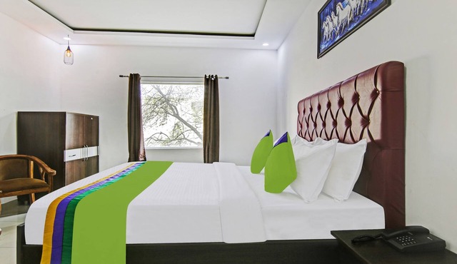 Treebo Royal Empire Adarsh Nagar, Chandigarh in Kharar
