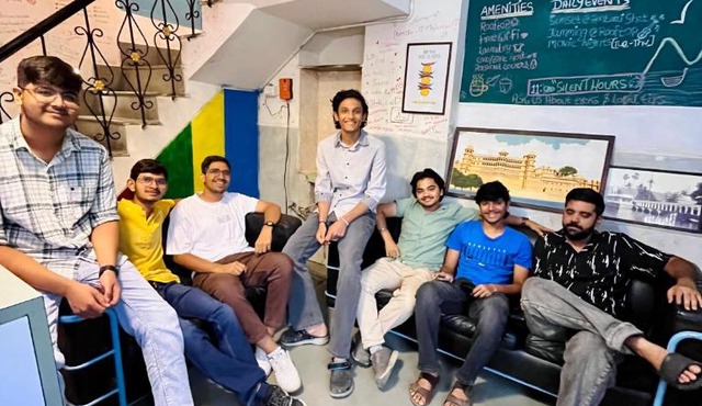 Turtle Hostel Udaipur- 10 mtr from Lake