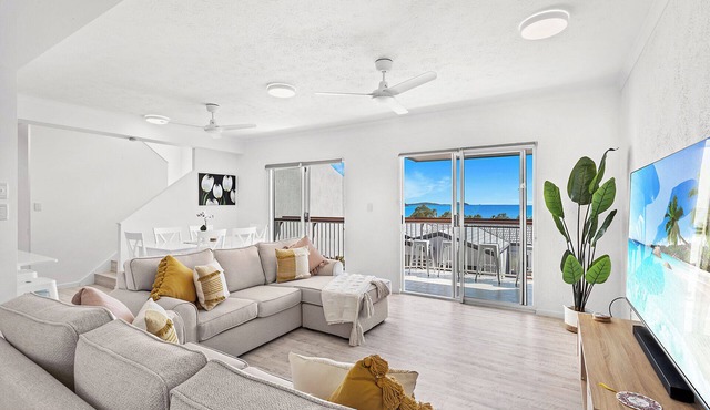 View Whitsundays - 3 bed 2 bath Villa in Cannonvale