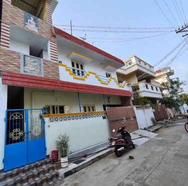 VILLA BONNY HOME STAY FAMILy