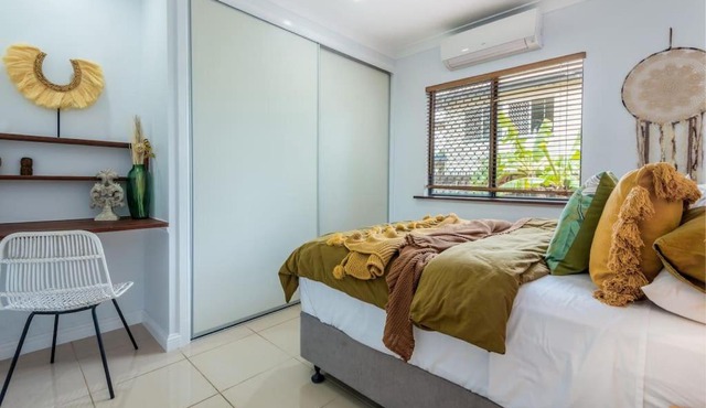 'Wallaby' at Savannah House in Westcourt