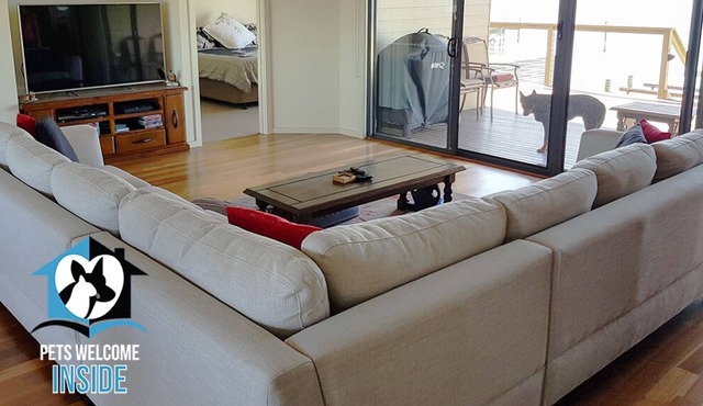 Waterfront 4BR house with Jetty in Hindmarsh Island