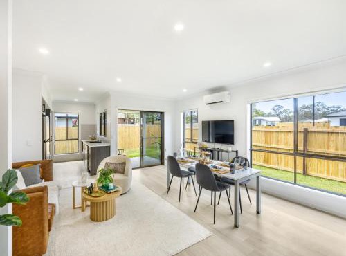 Well decorated cozy 3BR home at Browns Plain in Browns Plains