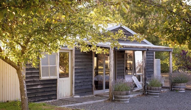 WOOLSHED STUDIO, SPRINGHILL in Spring Hill