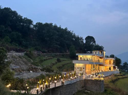 Yashasvi Himalayan Resort in Barmoāri