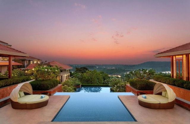 Hilton Goa Resort 