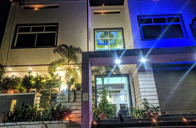 Hotel Master Inn