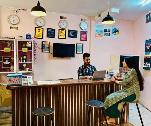 Live Hostel 
