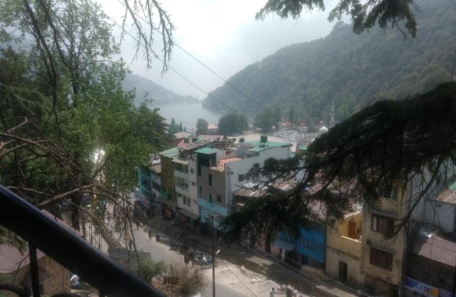 Private Room Walking From Nainital Lake.