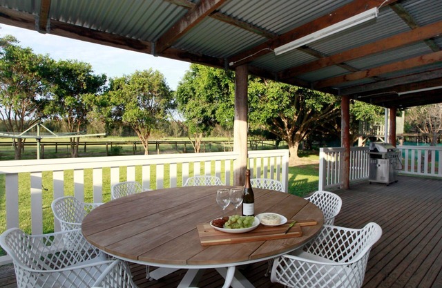 Sahara Trails Complex - Coastal countryside escape for the extended family - with horse riding! in Anna Bay