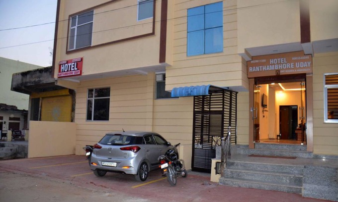 Sawai Madhopur Hotel | 120 m² Hotel ∙ 2 guests