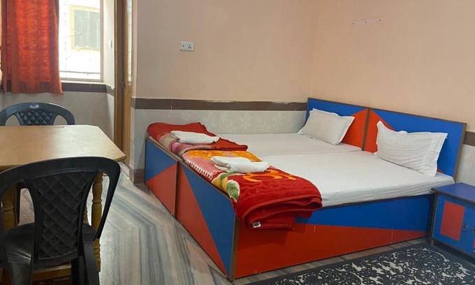 Bodh Gaya Bed & Breakfast | 13 m² Bed and breakfast ∙ 4 guests