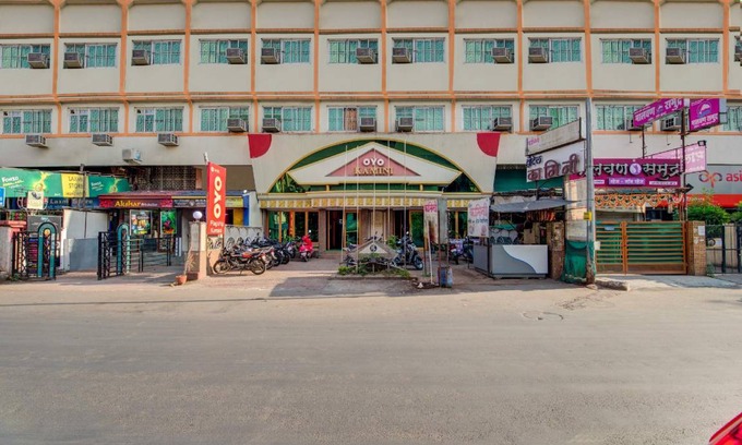 Pimpri - Chinchwad Hotel | 16 m² Hotel ∙ 3 guests