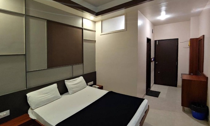 Gandhi Nagar Hotel | 19 m² Hotel ∙ 10 guests