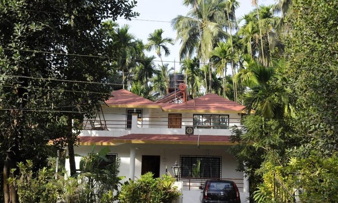 Alibaug Villa | 2000 m² Villa ∙ 3 bedrooms ∙ 10 guests