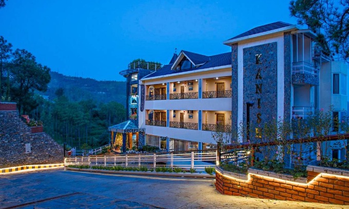 Chail Resort | 273 m² Resort ∙ 4 guests