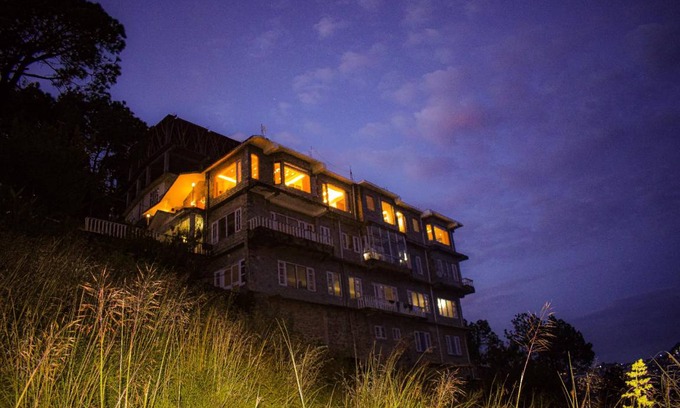 Shimla Villa | 3000 m² Villa ∙ 7 bedrooms ∙ 2 guests