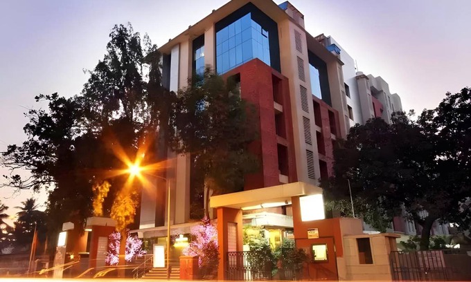 Kurla West Hotel | 35 m² Hotel ∙ 2 guests