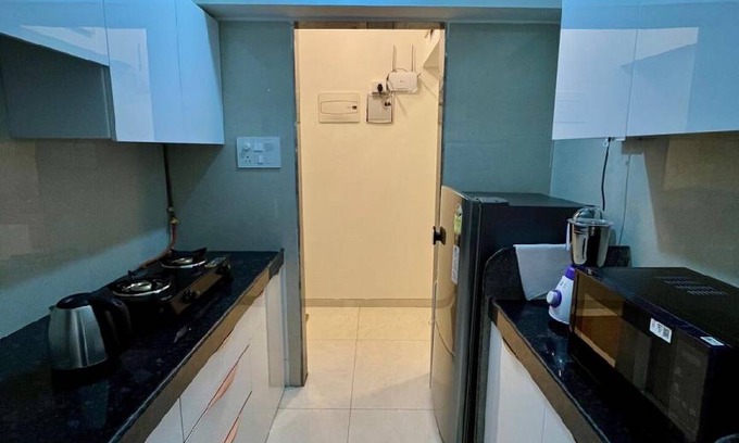 Kandivali East Apartment | 450 m² Apartment ∙ 2 bedrooms ∙ 4 guests