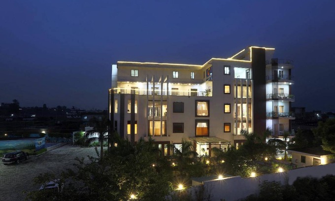 Rishikesh Hotel | 52 m² Hotel ∙ 4 guests
