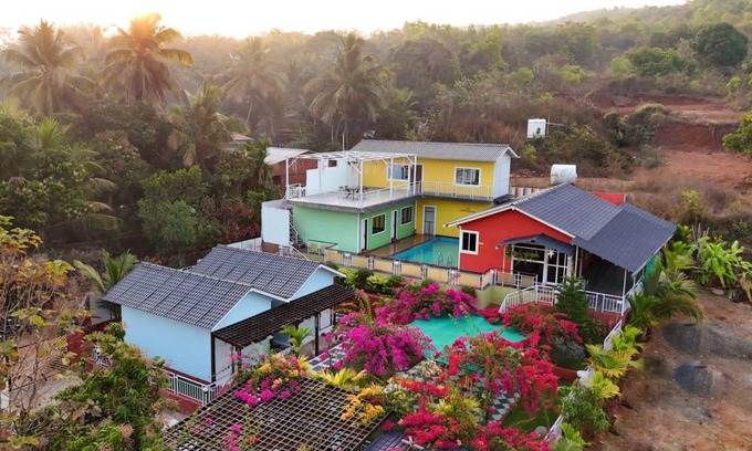 Chiplun Hotel | 70 m² Hotel ∙ 6 guests