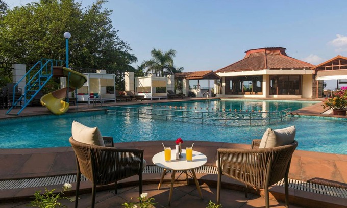 Khandala Resort | 74 m² Resort ∙ 8 guests