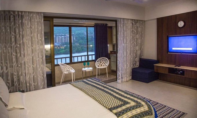 Lavasa Apartment | 800 m² Apartment ∙ 1 bedroom ∙ 2 guests