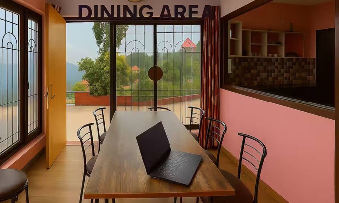 Kausani Villa | Aasara Villa, Soli-Kausani Group- 12 guests