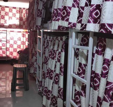 Mumbai Hostel | Andheri East Dormitory
