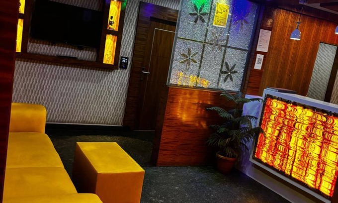 Gandhi Nagar Apartment | Apartment ∙ 1 bedroom ∙ 4 guests