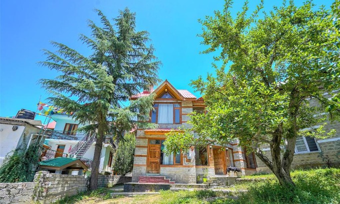 Manali Villa | Balvenie Cottage by Dumnu Homes