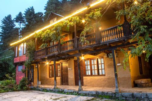 Manali Bed & Breakfast | Bhagwati house
