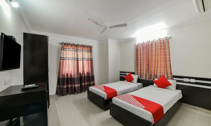Gachibowli Hotel | Capital O 23589 CROWN PLAZA
