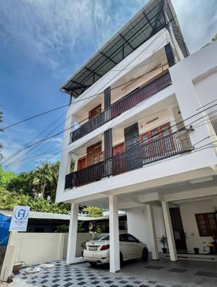 Kakkanad Hotel | Hawa Residency
