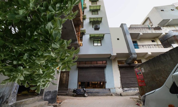Sushant Lok Phase 1 Hotel | Hotel ∙ 3 guests
