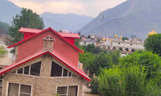 Bajaura Hotel | Hotel Himalaya