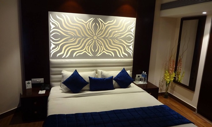 Gwalior Hotel | Hotel Landmark