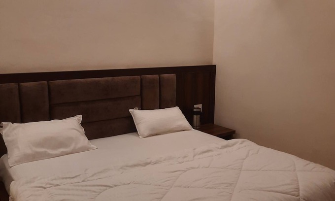 Shivanandi Hostel | Hotel RRR