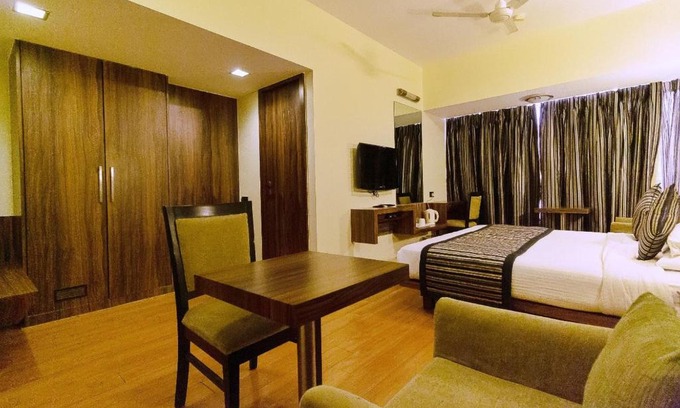 Marol Hotel | Hotel Silver Inn