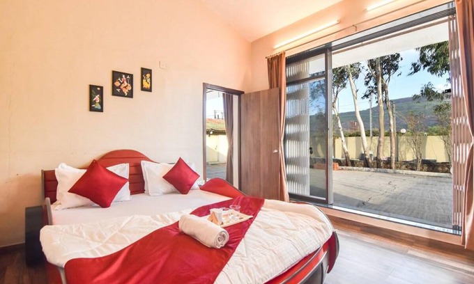 Malavli House | House ∙ 3 bedrooms ∙ 10 guests