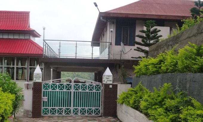 Shimla House | Independent Floor Near Shimla Airport With Natural Views