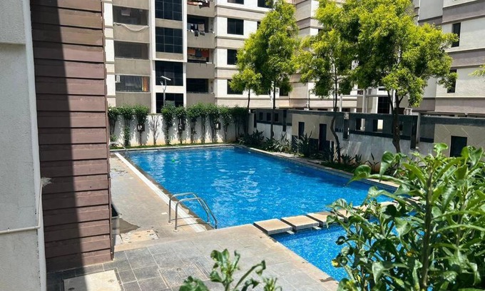 Bengaluru Apartment | Lovely 3-bedroom Condo- Bh06